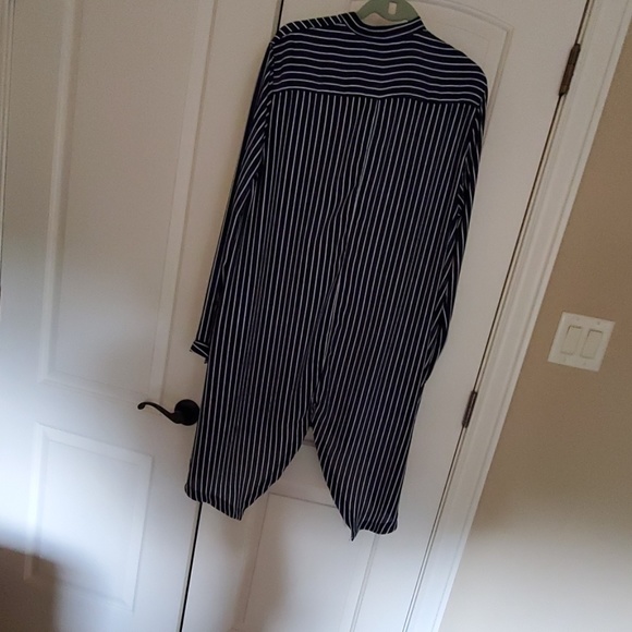 Tunic - Picture 2 of 2